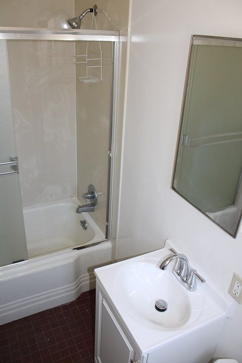 2033 Nevin Ave photo 5