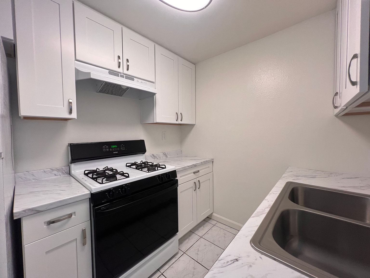 4060 Wabash Ave photo 4
