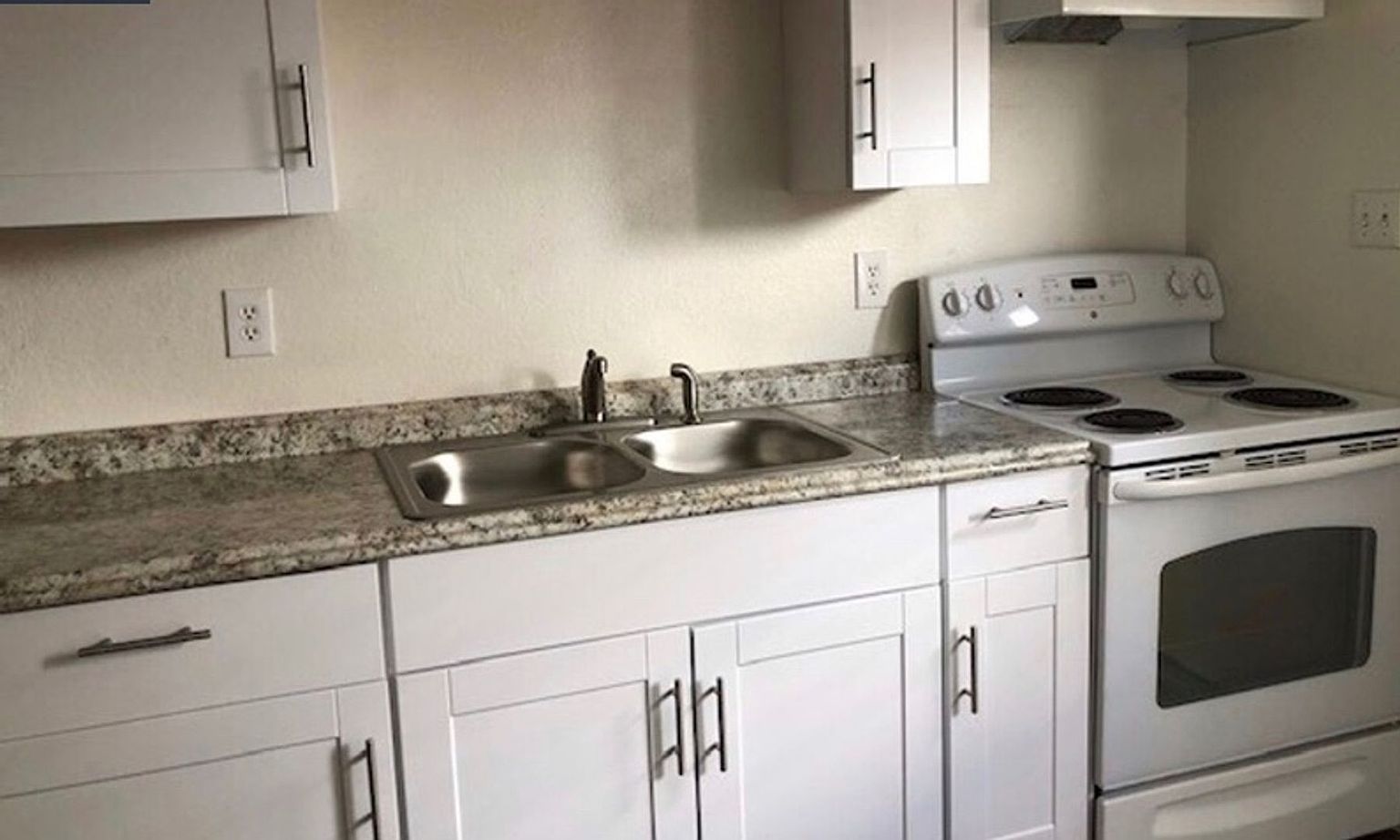 2 beds  1.0 baths (661 sqft) photo 4