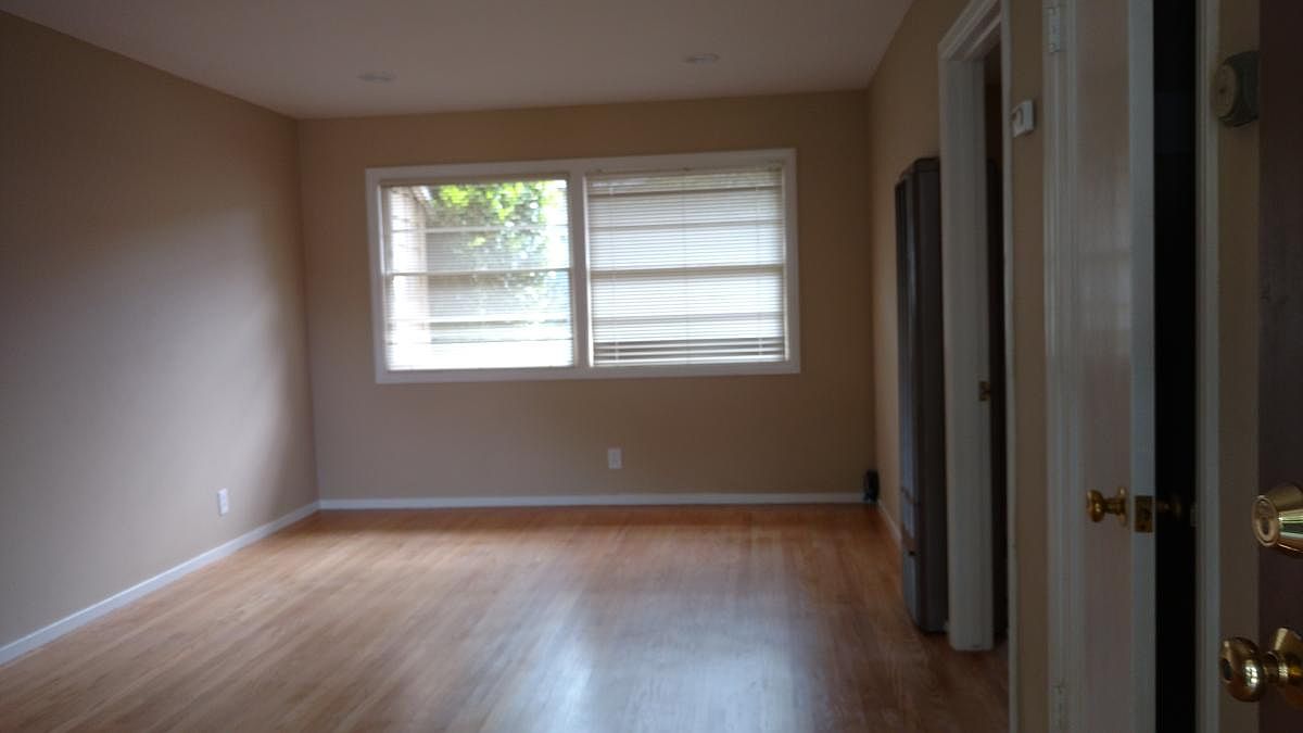 Duplexs on 14th St · Santa Rosa photo 5