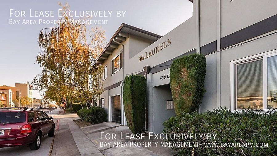 490 Laurel photo 2
