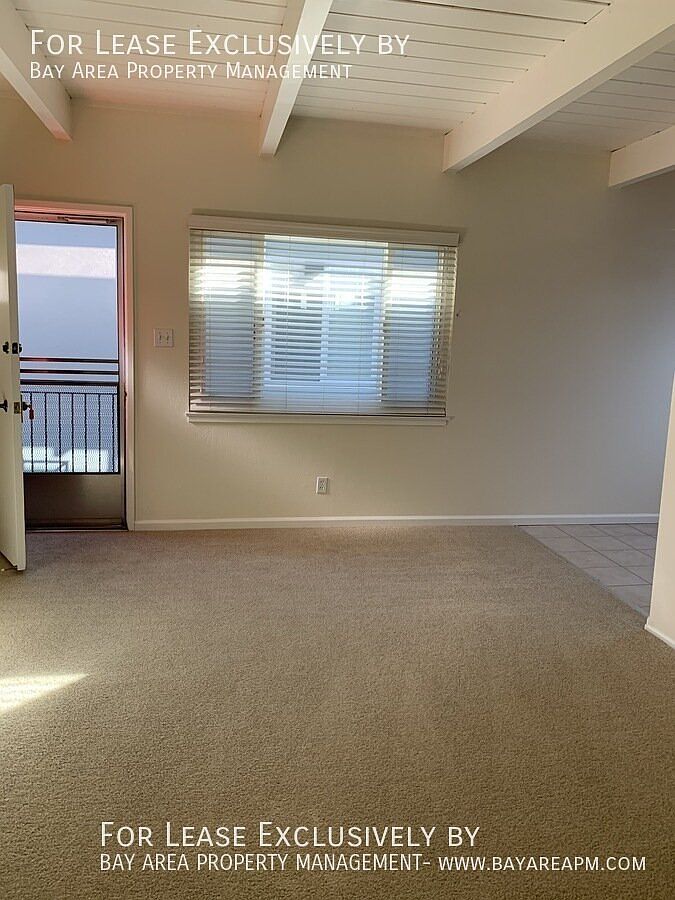 490 Laurel photo 5