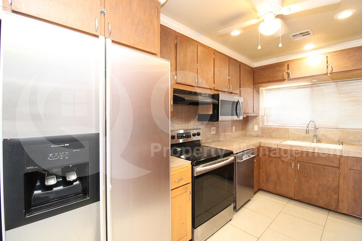 4222 S 13th St Phoenix, AZ 85040 photo 3