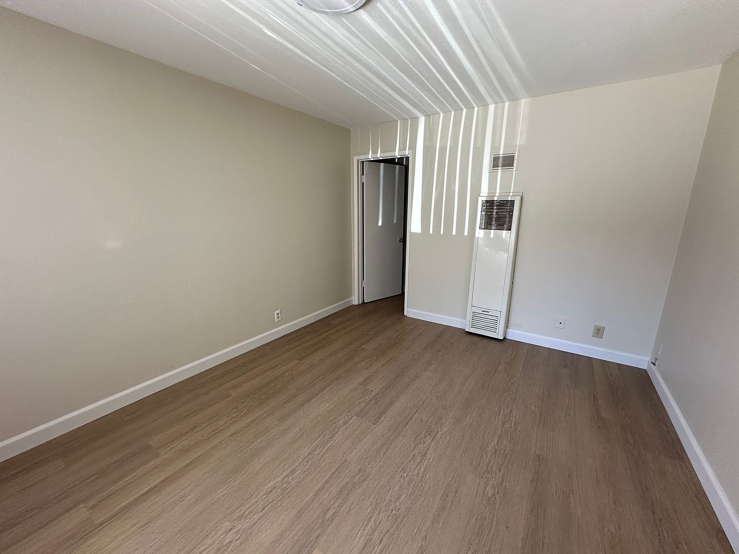 06 photo 2