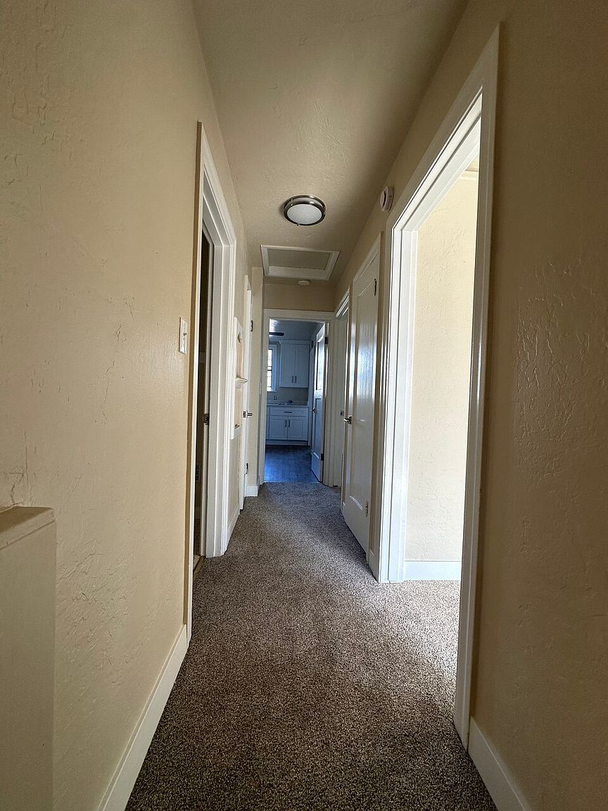 1107 Estudillo St photo 2