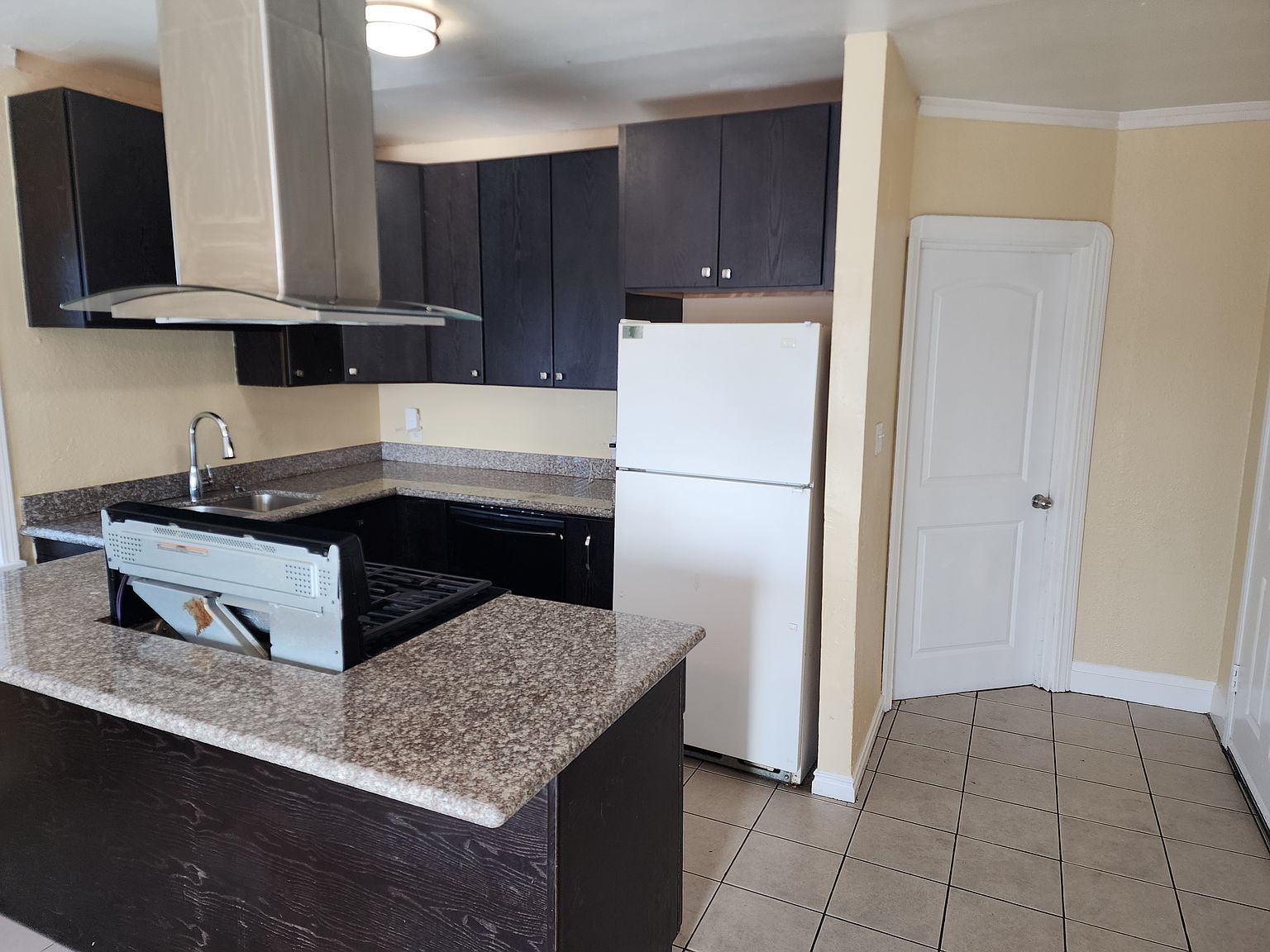 1619 Chanslor Ave photo 5