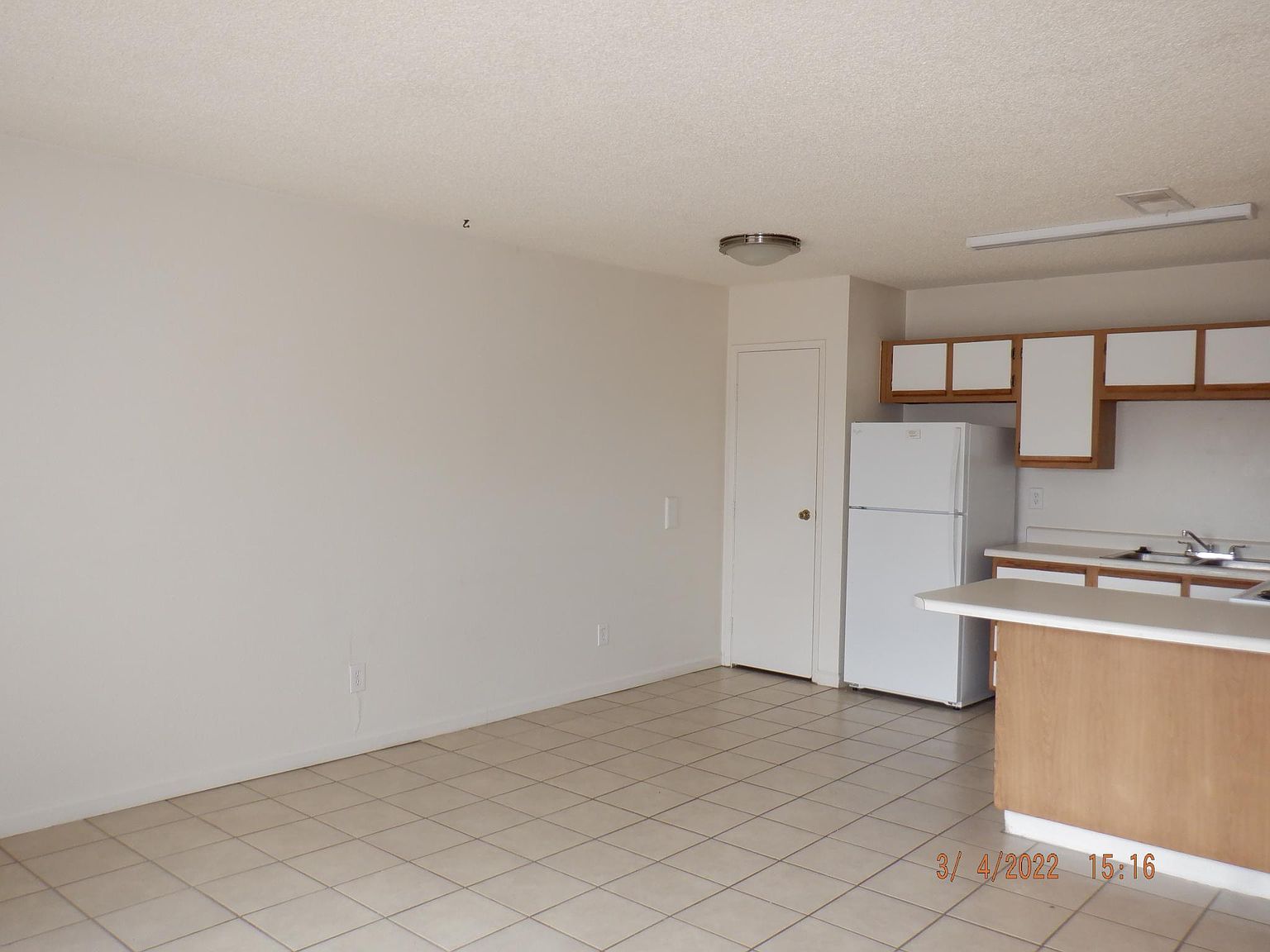 441 E Linda Ave photo 4
