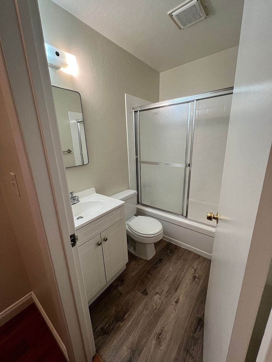 1506 Garcez Dr photo 4