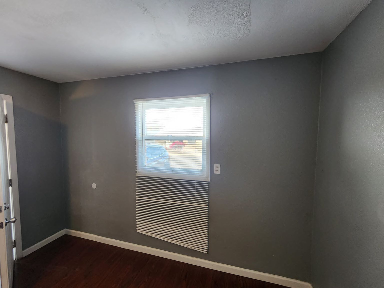 10039 N 8th Ave photo 5