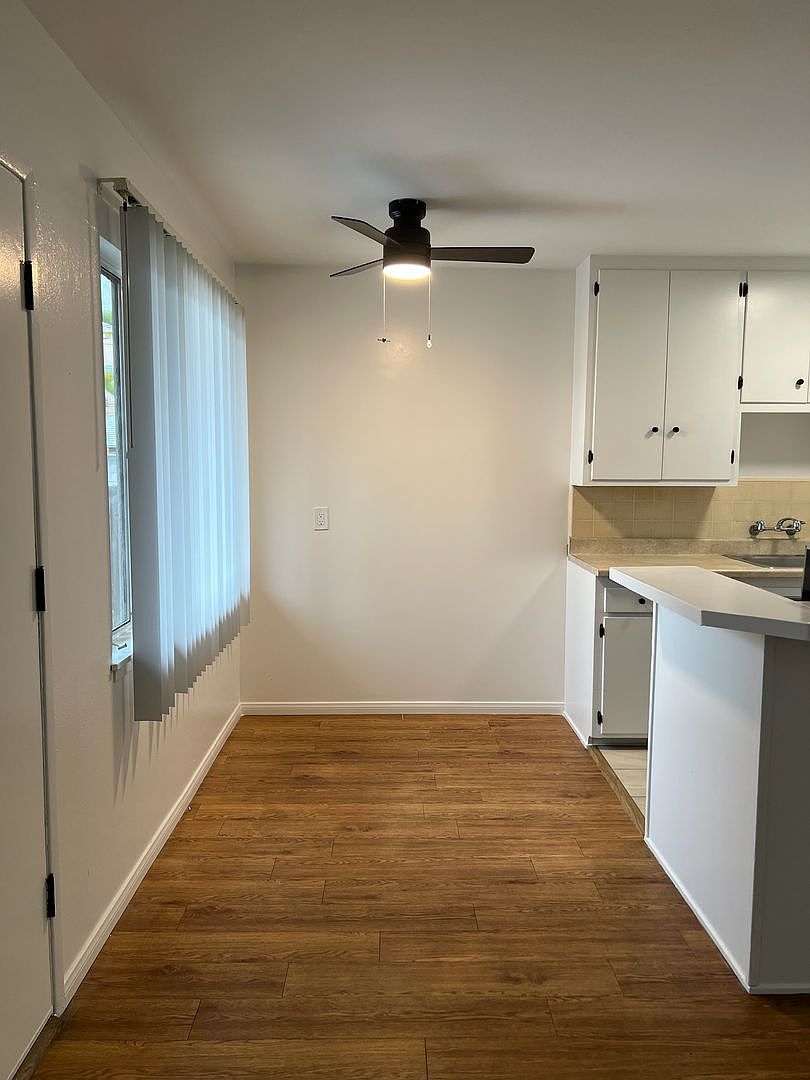 266 Landis Ave photo 2