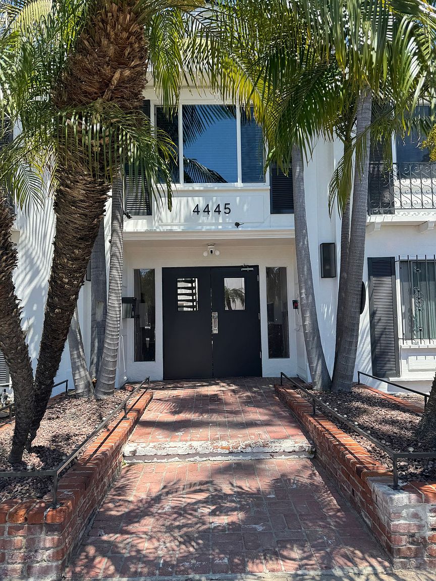 1bd/1ba Pacific Beach Gem – Near The Beach, Bay &amp; Garnet Ave! Only $2,295/month! photo 2
