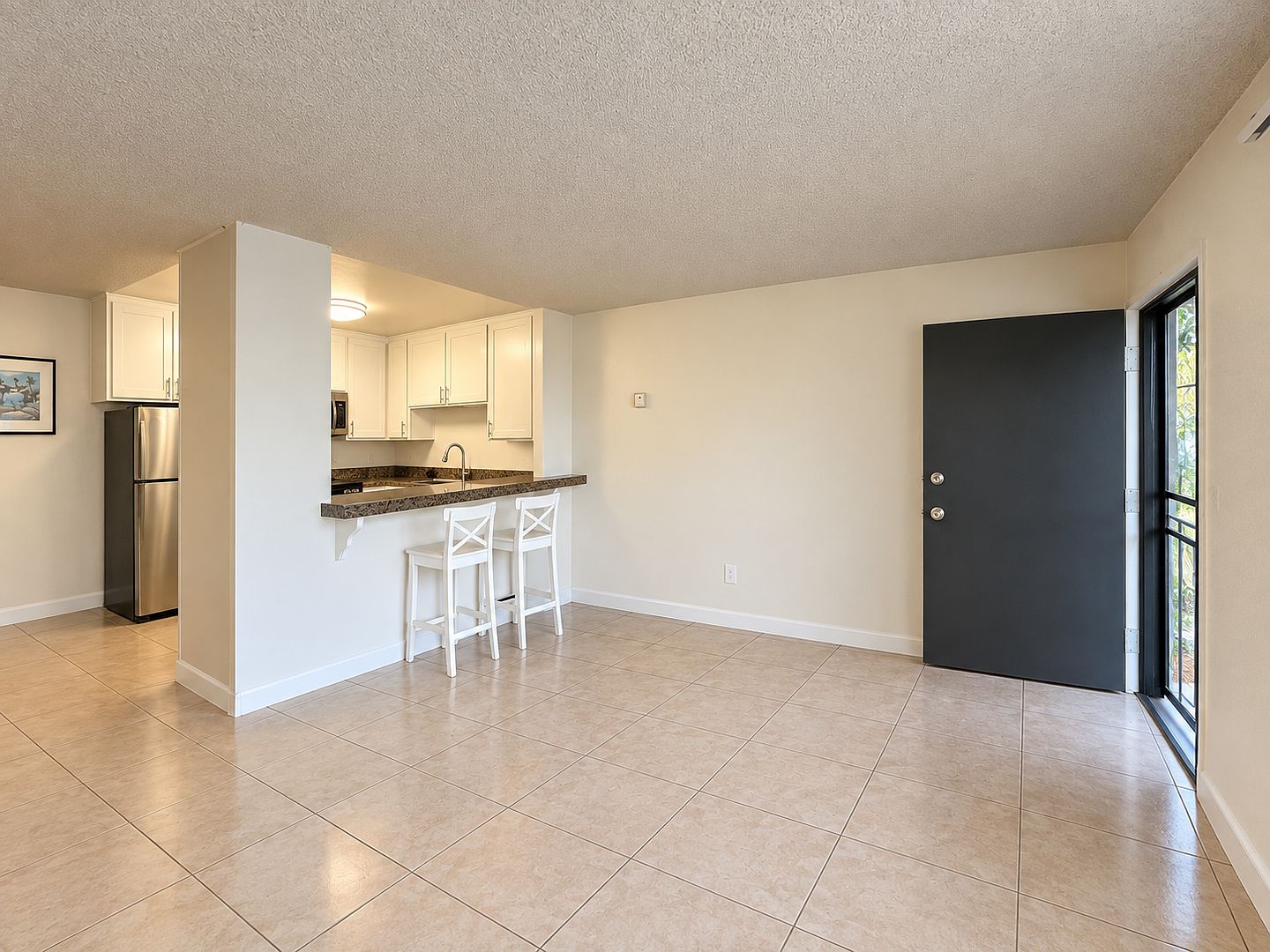 1bd/1ba Pacific Beach Gem – Near The Beach, Bay &amp; Garnet Ave! Only $2,295/month! photo 4