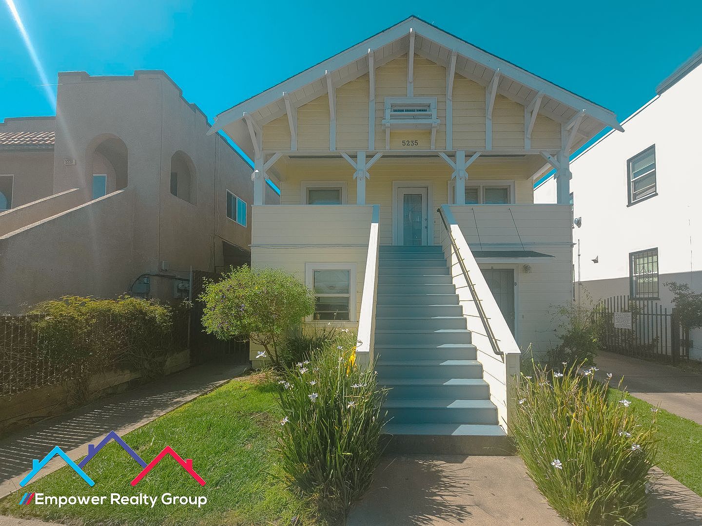 5235 Bancroft Ave Oakland, CA 94601 photo 2