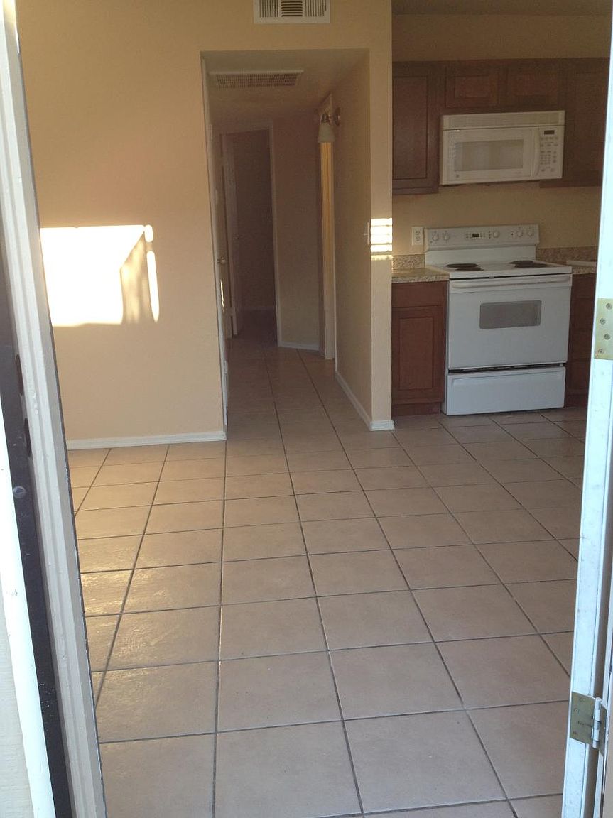 2755 E Wier Ave APT 1 photo 5