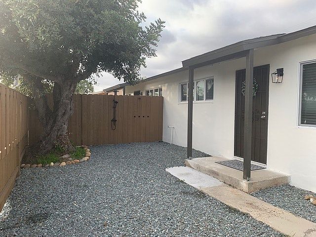 3266 Clairemont Mesa Blvd photo 2