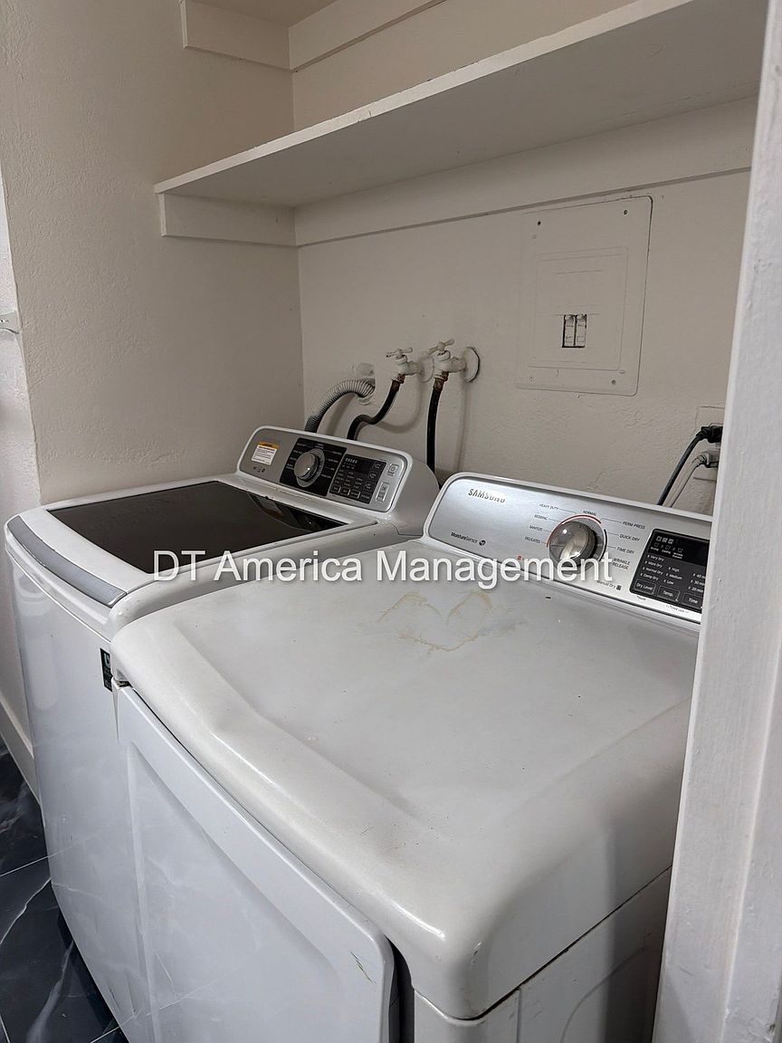 4320 Copeland Ave photo 5