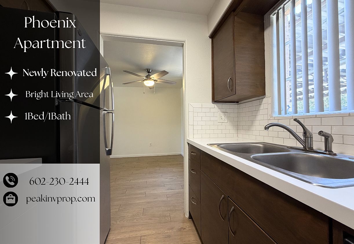 Moon River Apartments photo 3