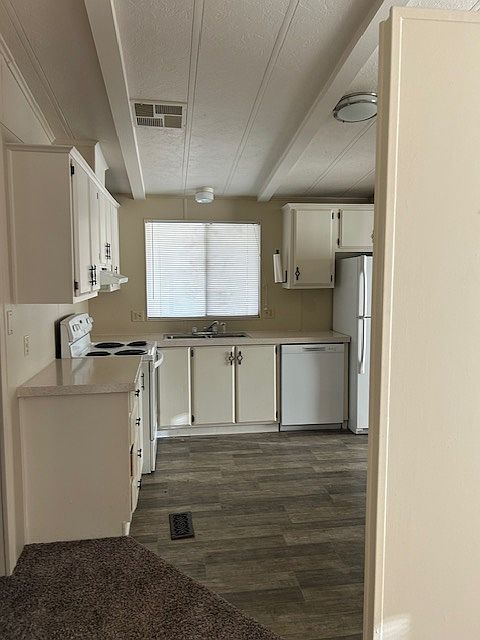 9427 E University Dr Lot 16