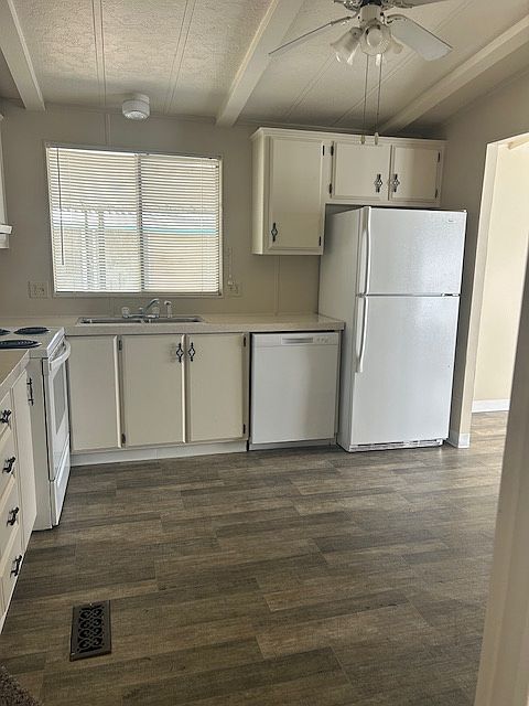 9427 E University Dr Lot 16 photo 2