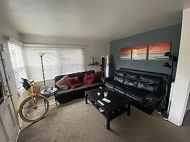2239 Garnet Ave photo 3