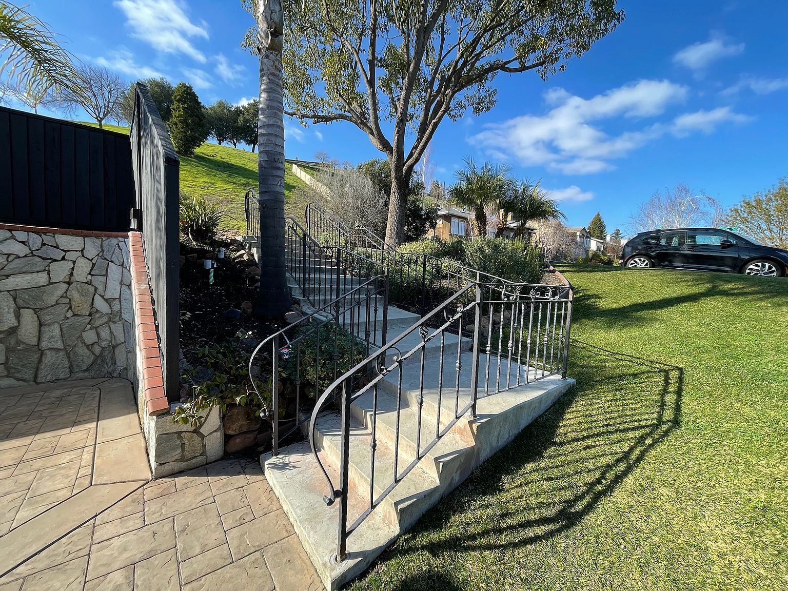 7921 Iglesia Dr photo 3
