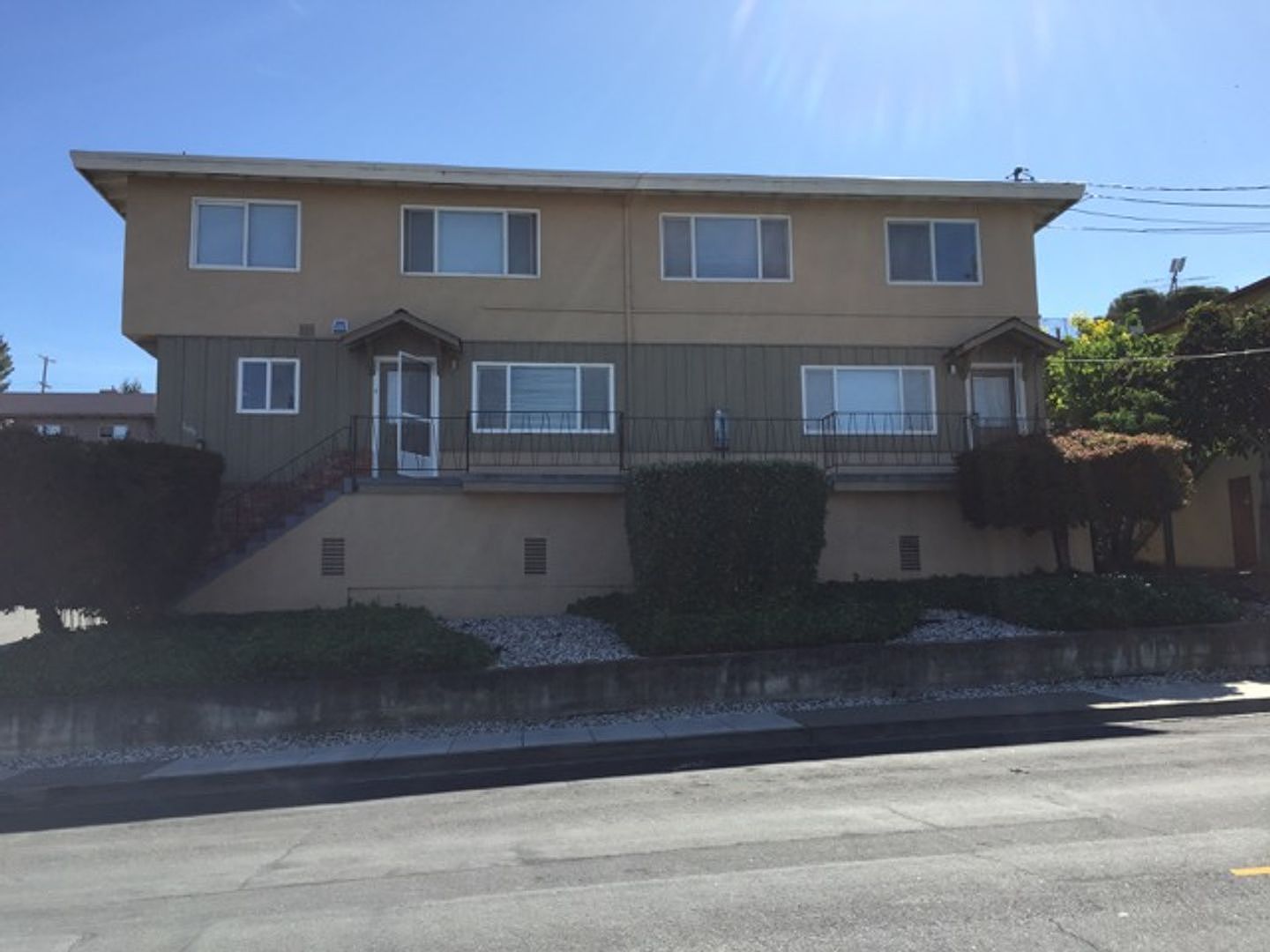 1608 5th Ave photo 3
