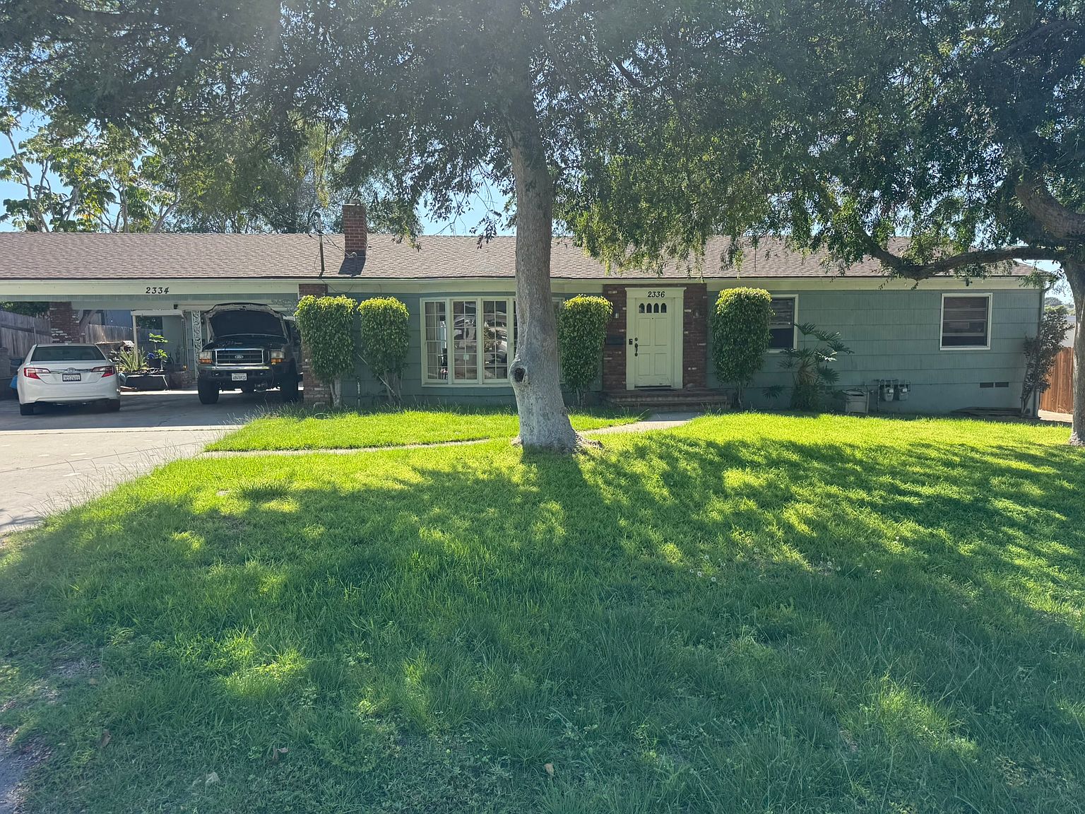 2336 Loma Dr photo 2