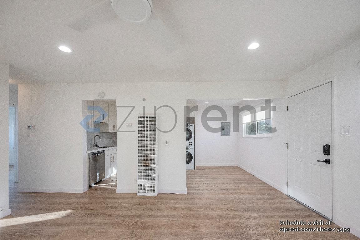 3816 Ruby St photo 2