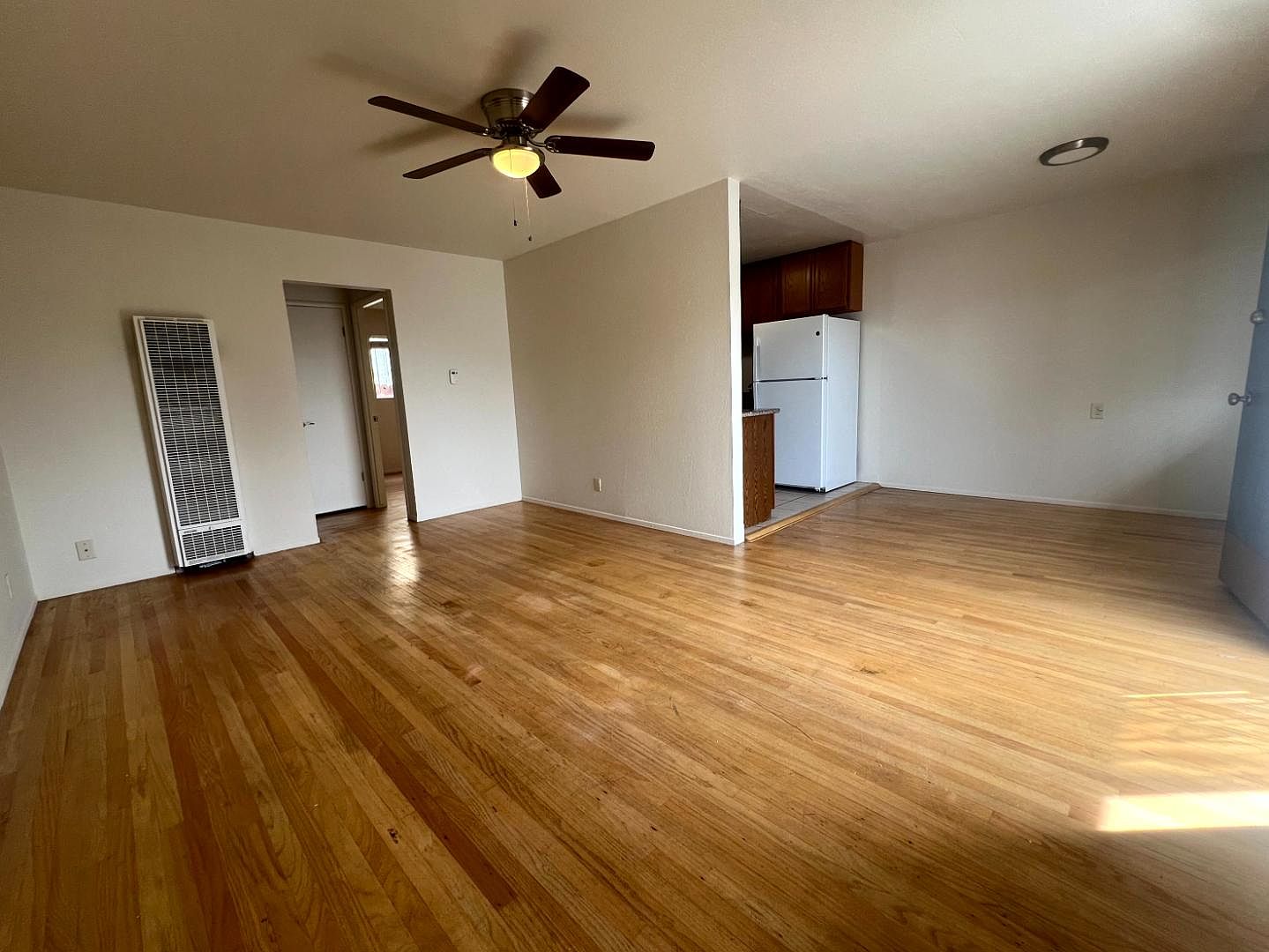 2BR/1BA Apartment on Lincoln Ave · Oakland photo 4