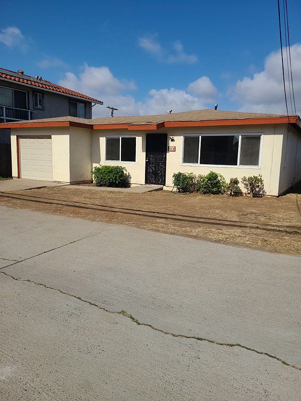 934 Emory St photo 3