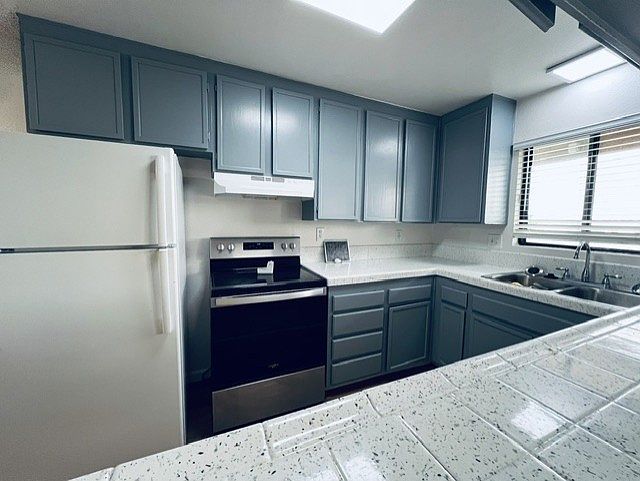235 Willie James Jones Ave photo 4