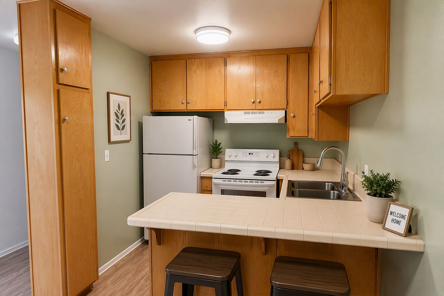 4220 Aragon Dr photo 2