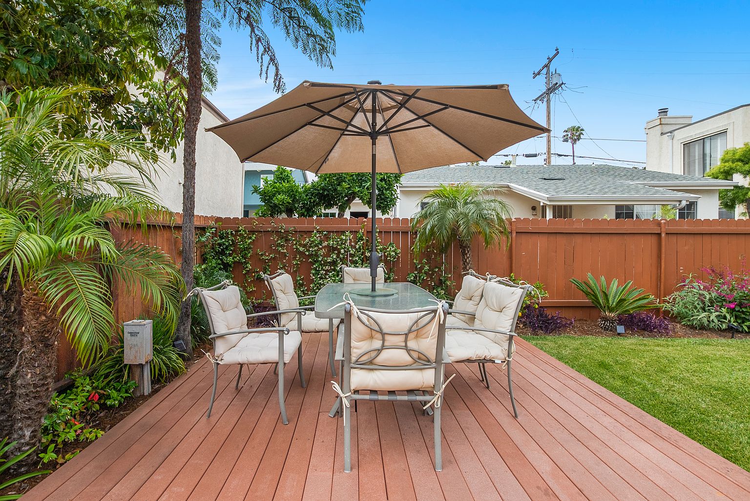 1236 Thomas Ave photo 4