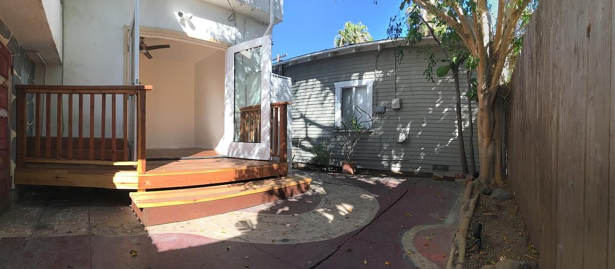 2723 Wightman St photo 3