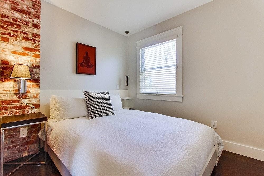 3321 Grim Ave photo 4