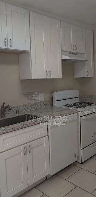 4223 Winona Ave photo 4