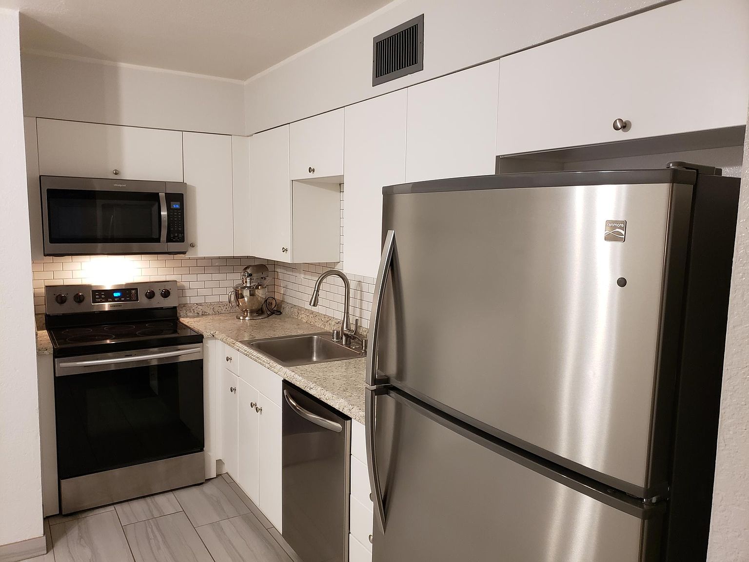 803 W Ray Rd APT A photo 2