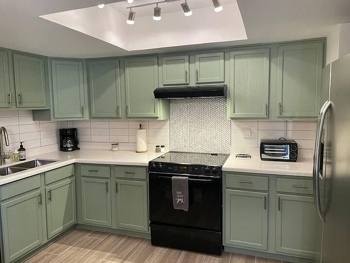 8101 N 33rd Dr Phoenix, AZ 85051 photo 5
