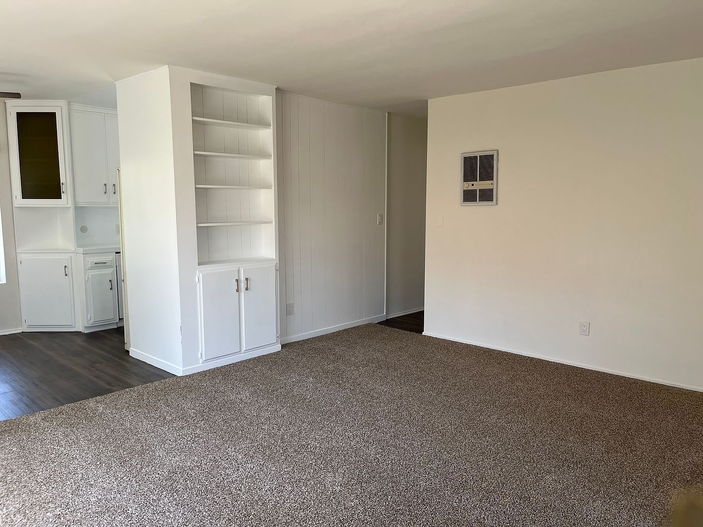 4055 Iowa St photo 4