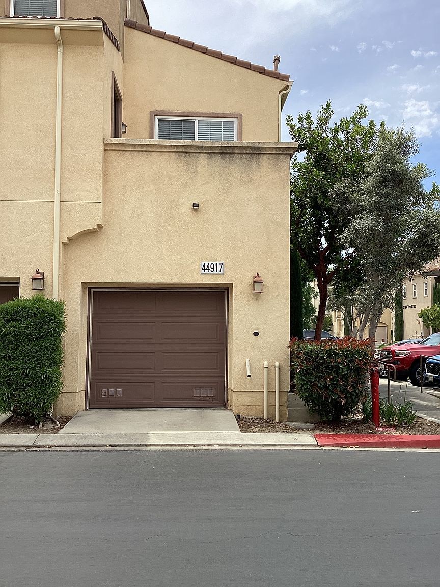 44917 Bellflower Ln photo 2