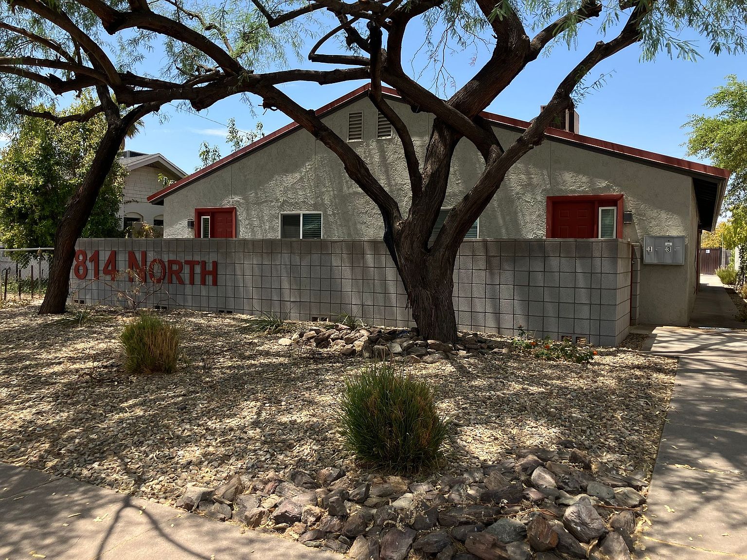 820 N 8th Ave Phoenix, AZ 85007 photo 2