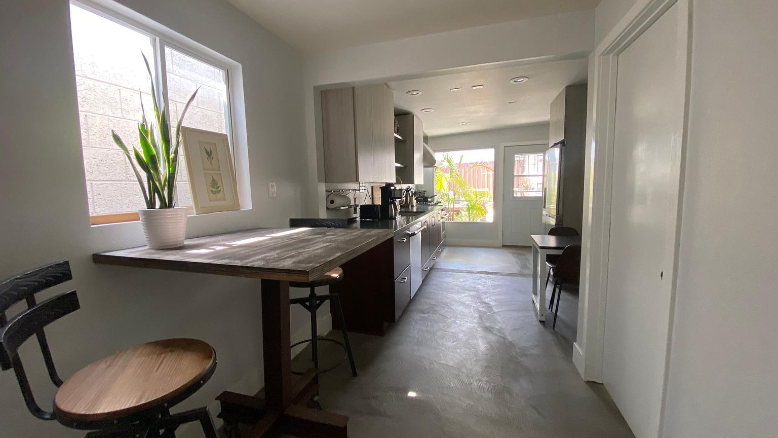 1102 Morena Blvd photo 2