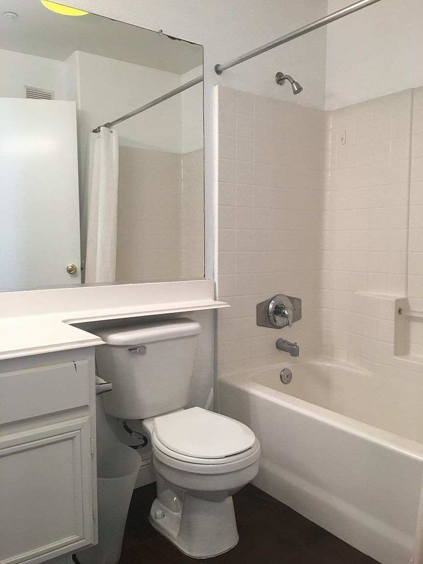 10340 Wateridge Cir photo 5