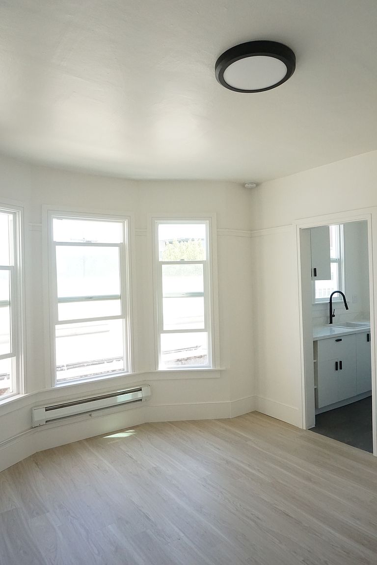 1925 Martin Luther King Jr Way, Oakland, CA 94612 photo 4