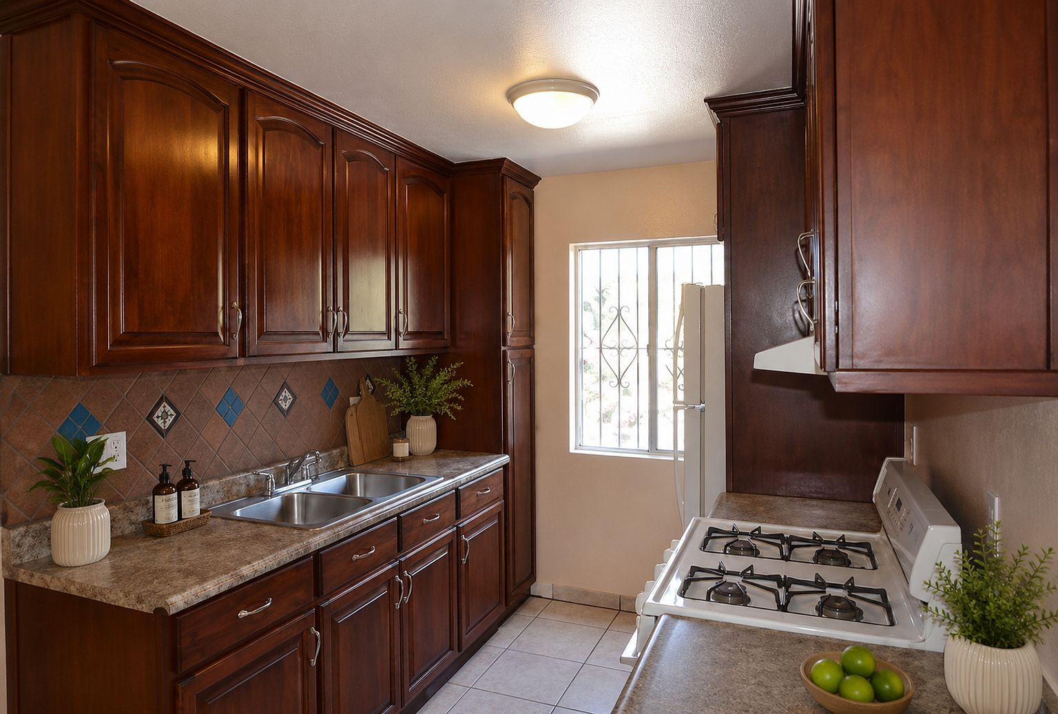 4271 Logan Ave photo 2