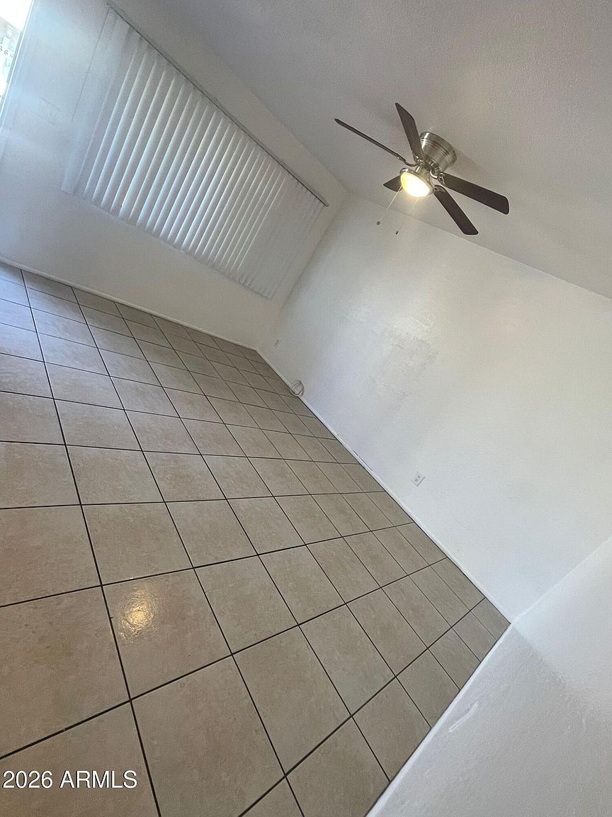 2666 N 43rd Ave #D photo 4