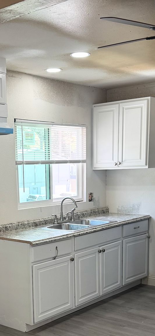 5982 Streamview Dr photo 5