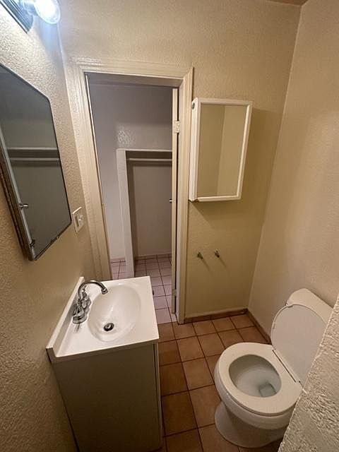 2714 W Pierce St photo 3