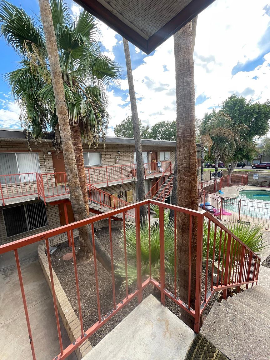 Palo Verde Apartments photo 3