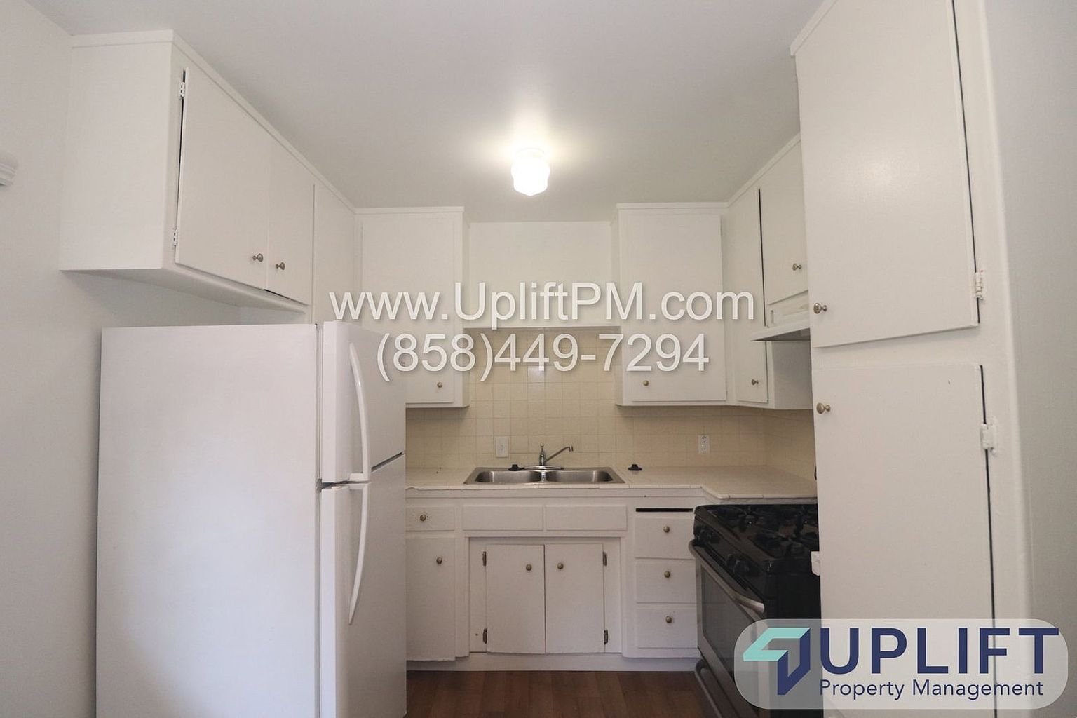 3434 Monroe St photo 5